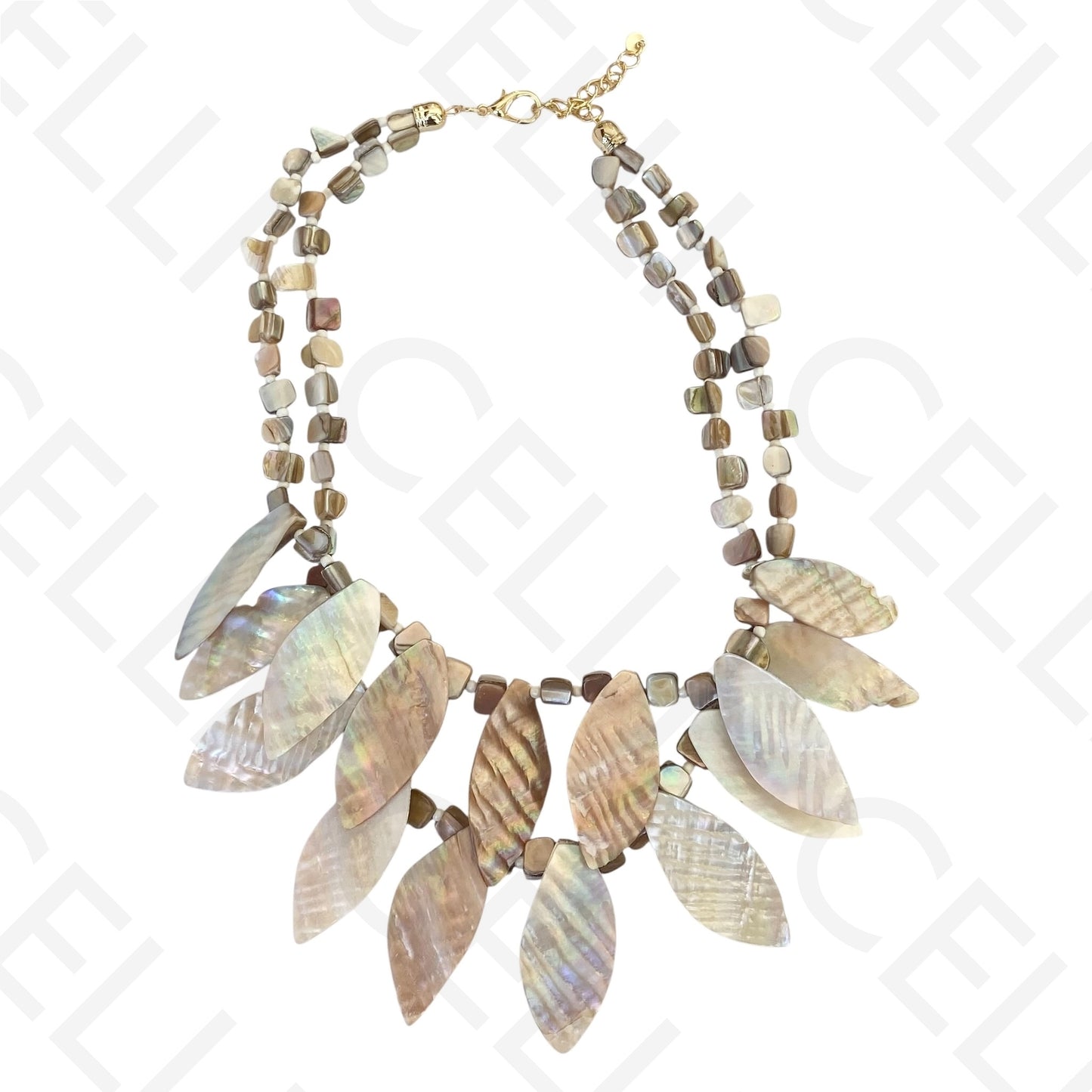 时尚项链 - 母贝椭圆形吊坠