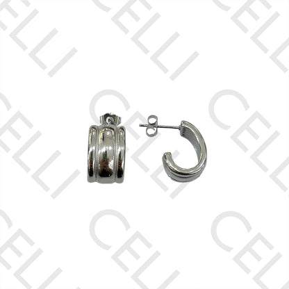 钢制圈形耳环 - 细节装饰