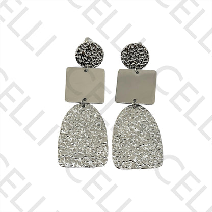 Brinco de Aço - detalhado martelado (e tipo espelho)