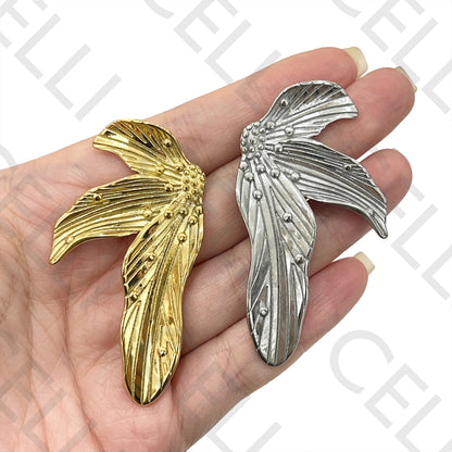 钢制耳环 - 细节花朵