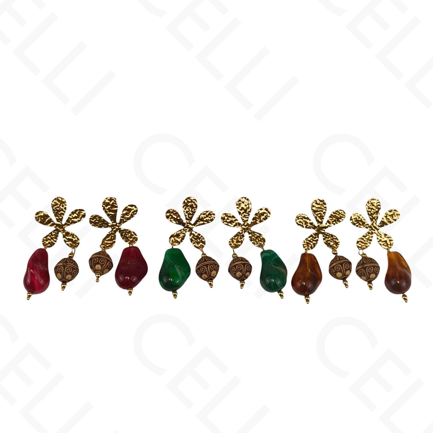 Brinco de aço - flor e pendentes de resina