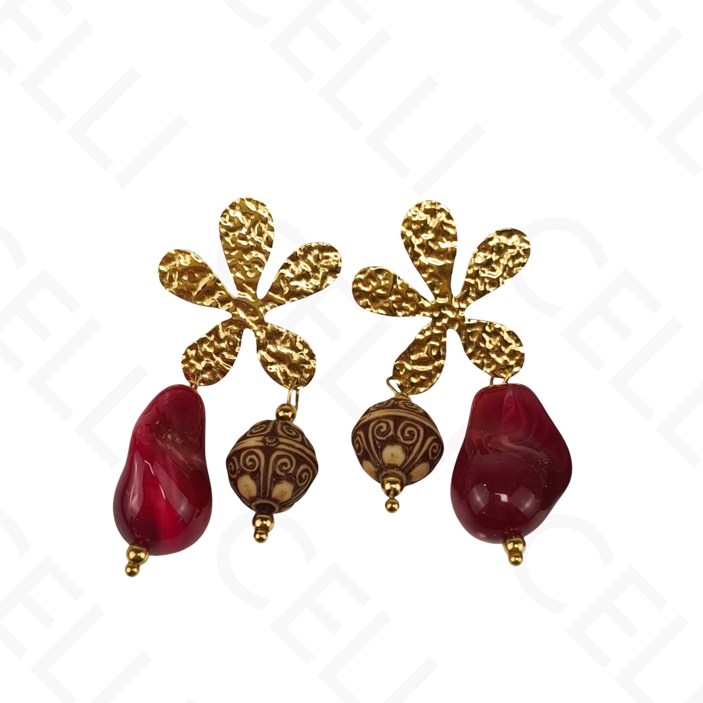 Brinco de aço - flor e pendentes de resina