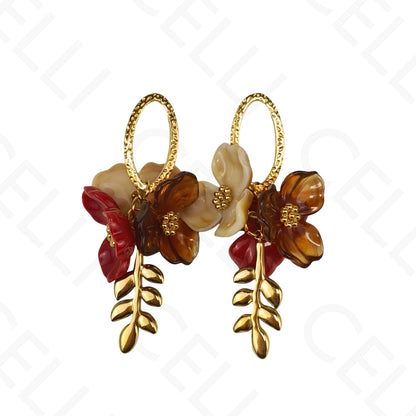 Brinco de aço - flores de resina