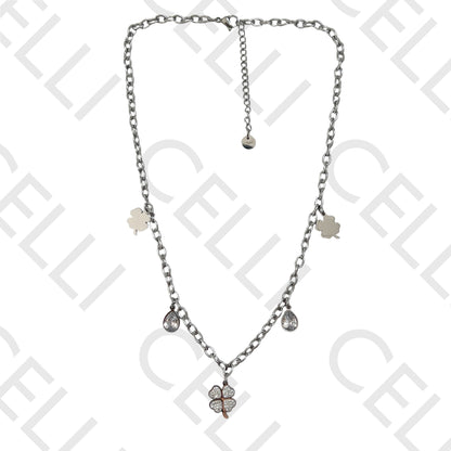 钢制尾巴 - 带有闪亮的三叶草