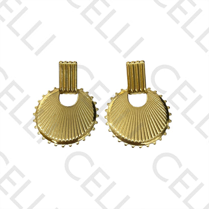 钢耳环 - 细节设计