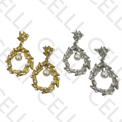 Steel Earring - detailed with pearls