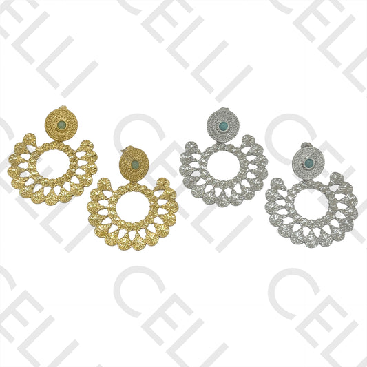 不锈钢耳环 - 镶嵌宝石细节