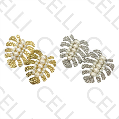 钢制耳环 - 叶子细节带淡水珍珠