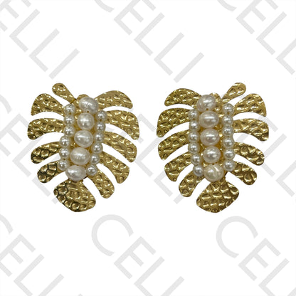 钢制耳环 - 叶子细节带淡水珍珠