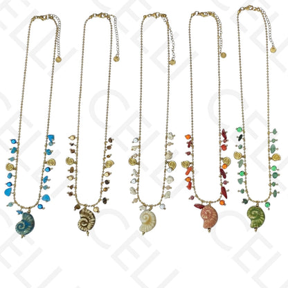 钢制项链 - 彩色石头，彩色螺旋贝壳