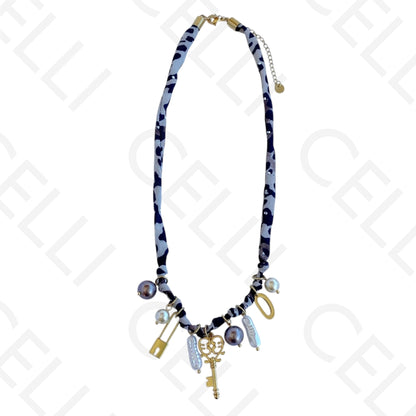 不锈钢项链 - 虎纹布料，钥匙与锁