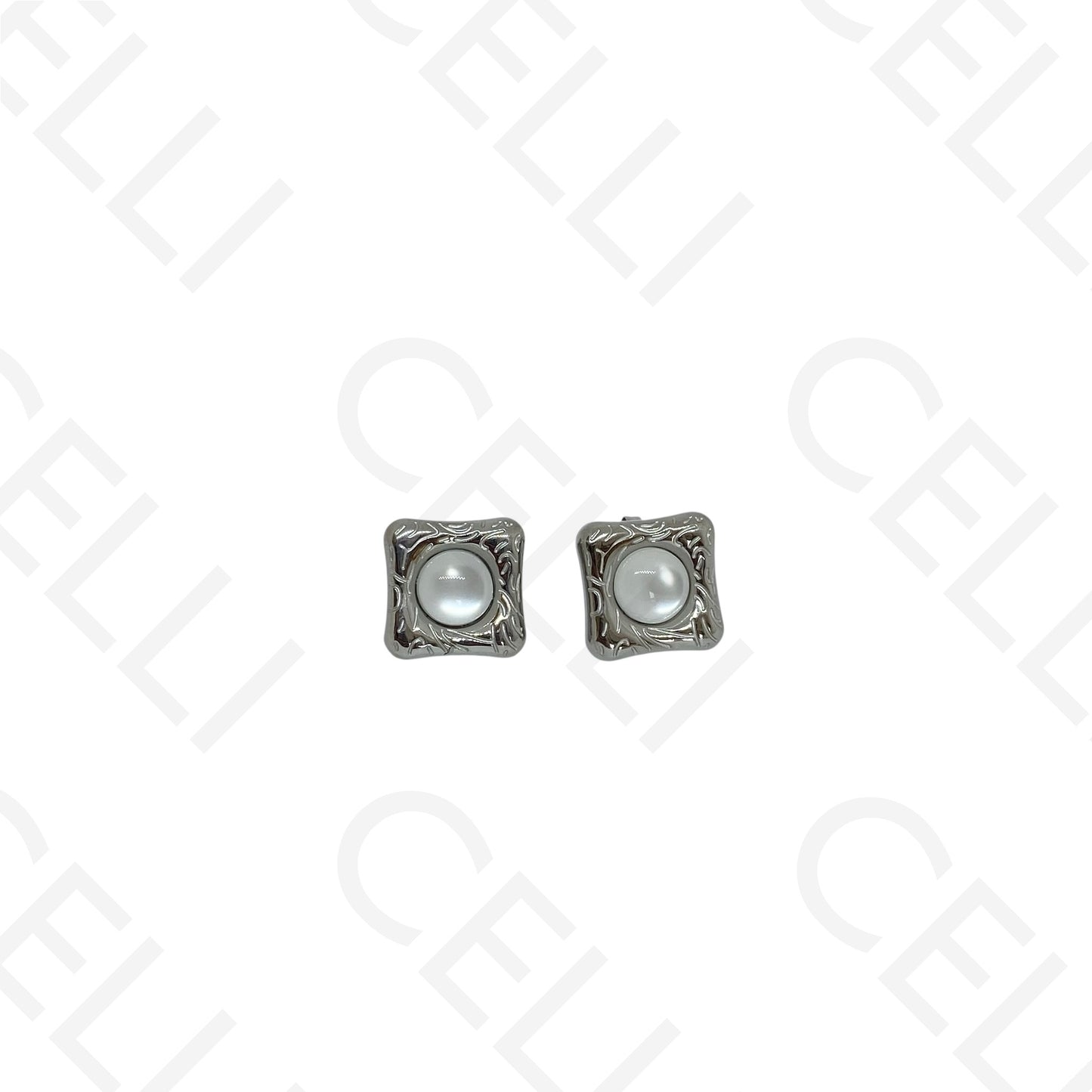 Steel necklace - large fish pendant