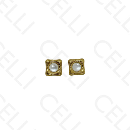 Steel necklace - large fish pendant