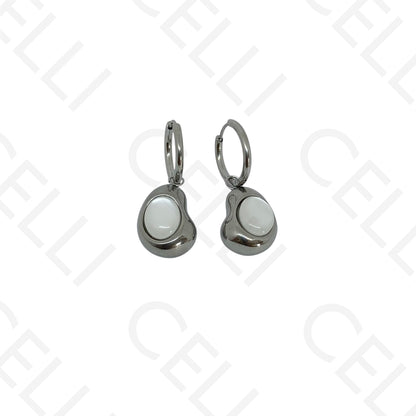 Steel earring - bean-shaped hoop