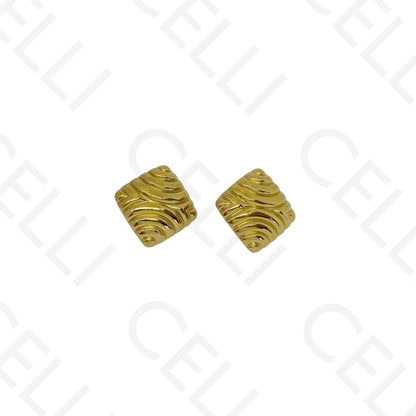 Brinco de aço - quadrado trabalhado