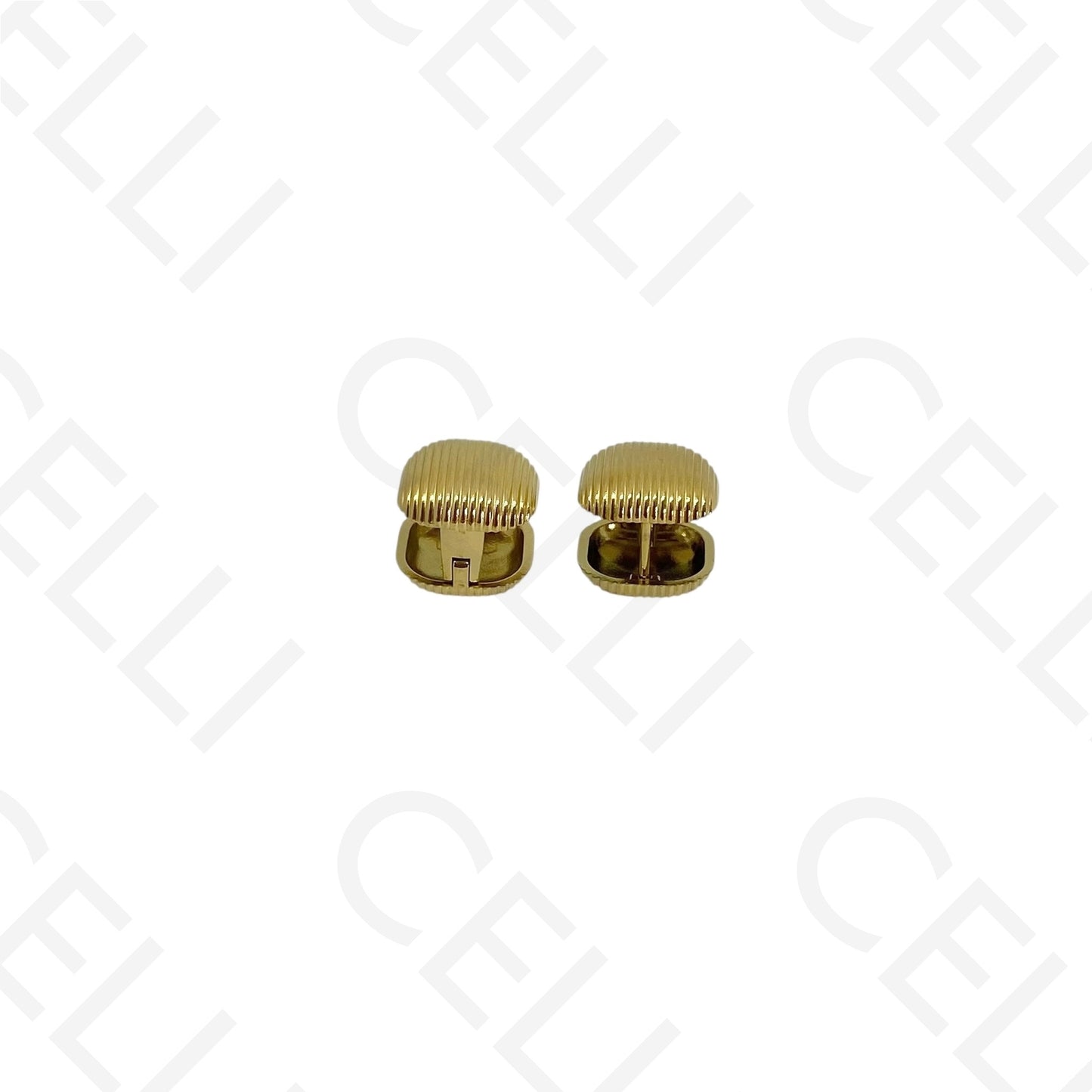 Brinco de aço - quadrado trabalhado