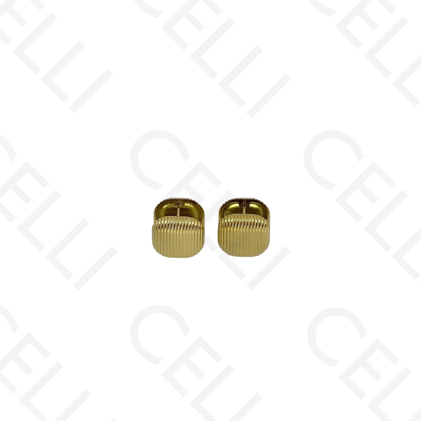 Brinco de aço - quadrado trabalhado