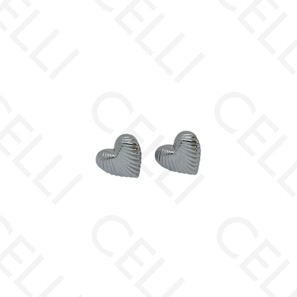 Brinco de aço - coração trabalhado