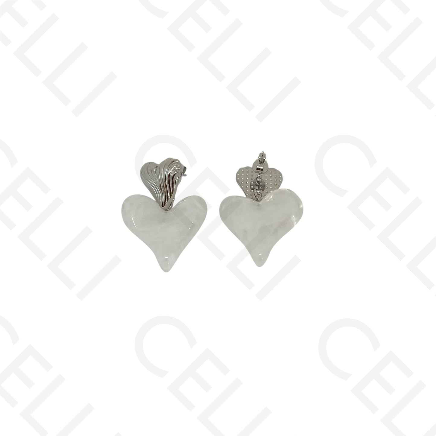 Brinco de aço - coração de resina