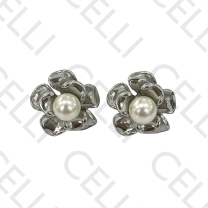 Steel Earring - detailed flower with pearl