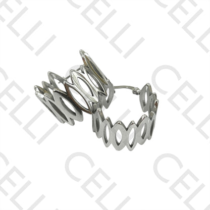 钢制圈形耳环 - 圆润形状