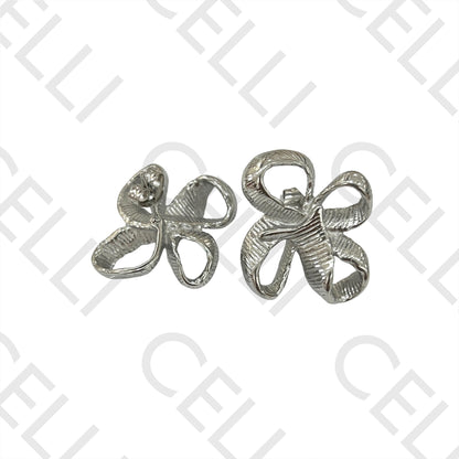 Brinco de Aço - flor / laço