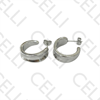 钢耳环 - 细节设计