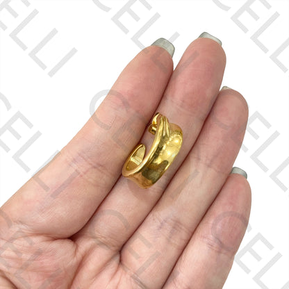 钢耳环 - 细节设计