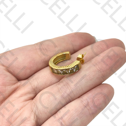 不锈钢耳环 - 条纹镶钻