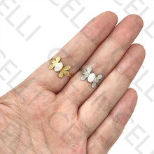 Cargar imagen en el visor de la galería, Anillo de Acero - Flor con piedra natural blanca
