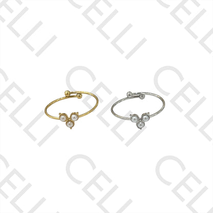 Anillo de acero - 3 perlas en forma de triángulo
