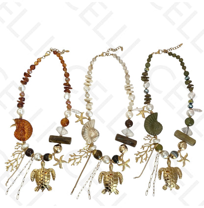 Colar de aço - pendente tartaruga e estrela do mar