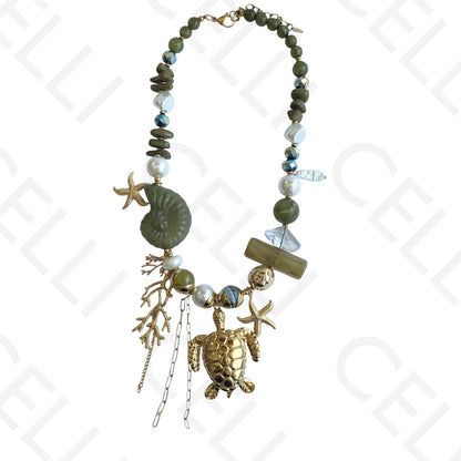 Colar de aço - pendente tartaruga e estrela do mar