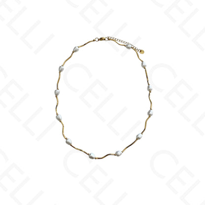 Colar de aço - pérolas entremeio