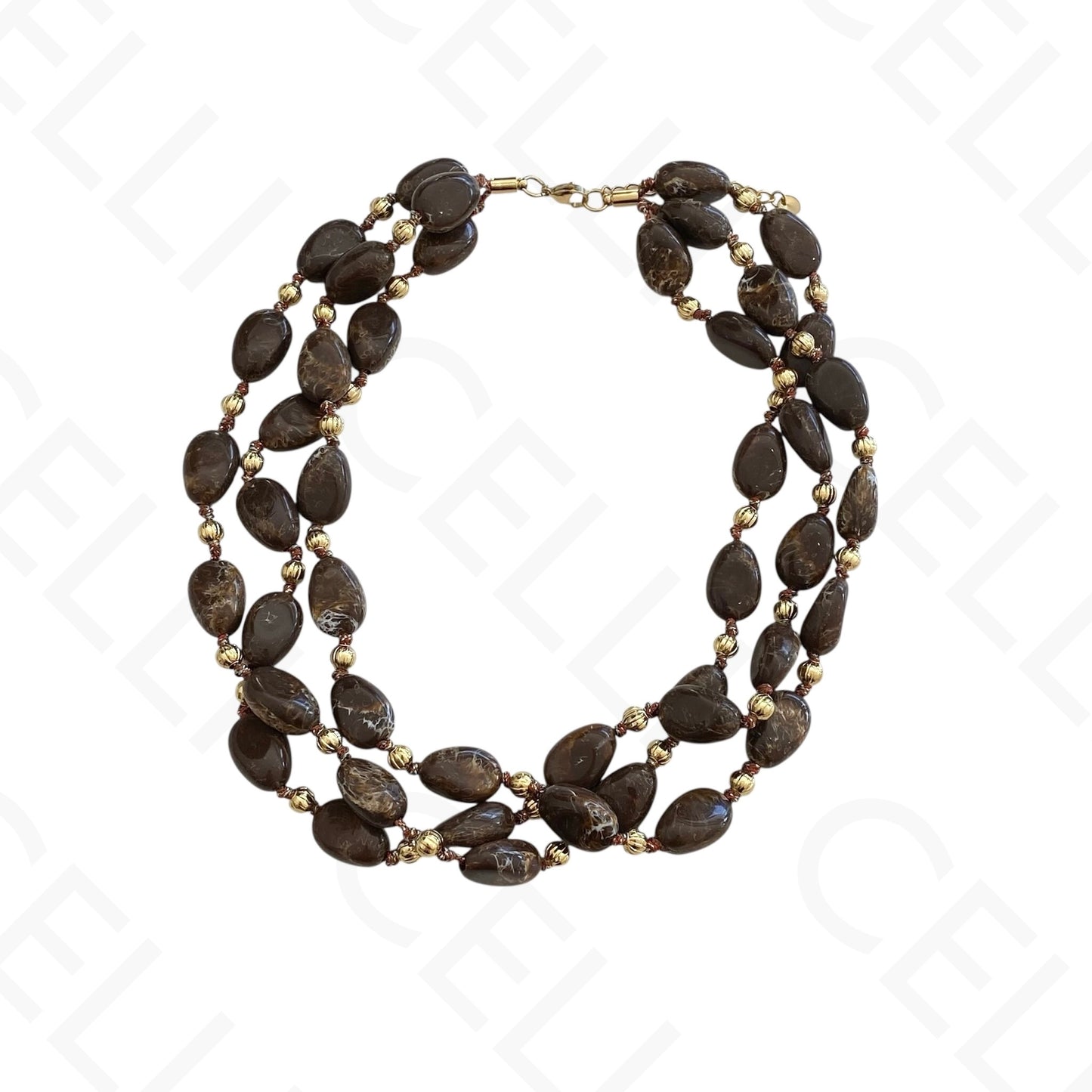 Colar de aço - contas de resina ovais