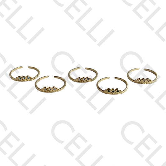 钢制戒指 - 带三颗明亮宝石的皇冠