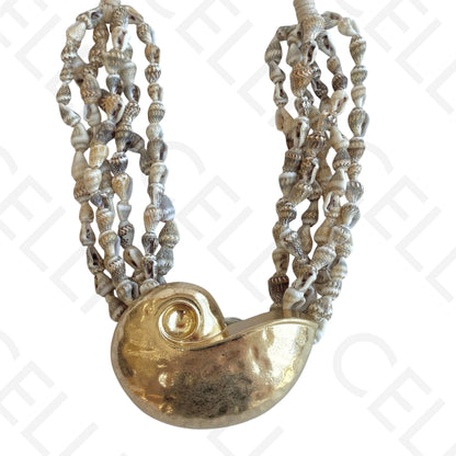 Colar de moda - fio de búzios e pendente búzio