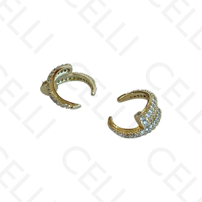 铑材质耳箍，镶嵌锆石