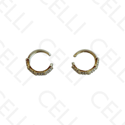 铑材质耳箍，镶嵌锆石