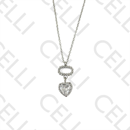 不锈钢项链 - 带有闪亮的心形吊坠