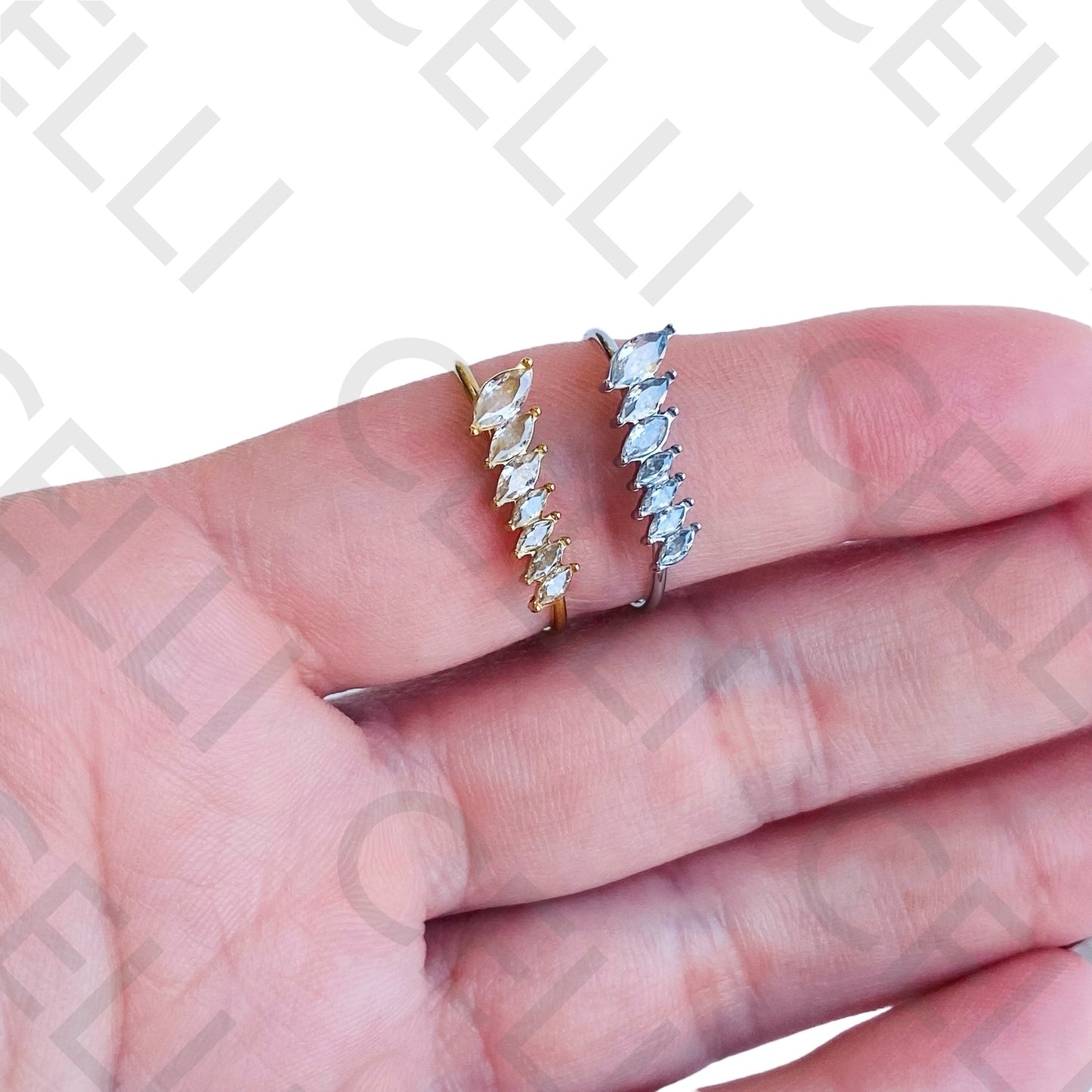 Steel Ring - Oval Brilliant Cut in Line