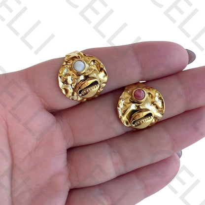 Anillo de acero - Beso de concha cauri y piedra natural