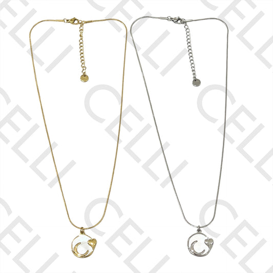 Colar de Aço - lua e coração com madrepérola