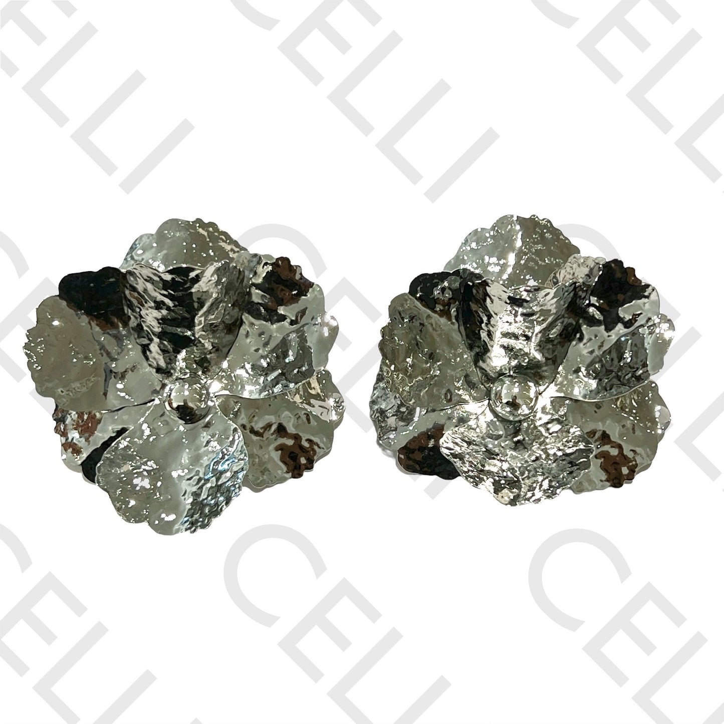 Brinco de Aço - flor grande