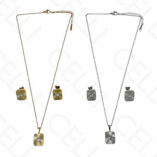 钢制耳环 - 带亮钻心形的矩形雕刻