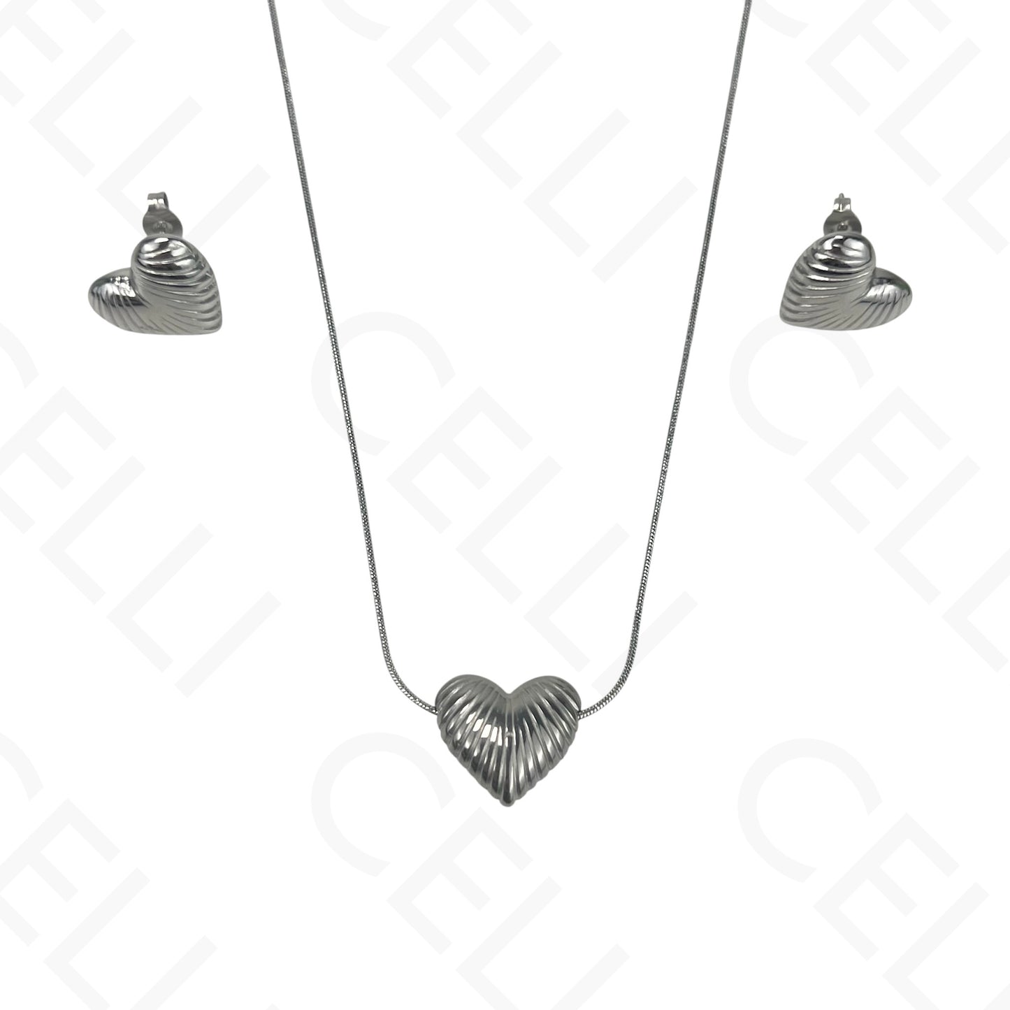 Colar/Brinco de aço - coração trabalhado