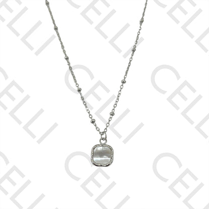 Colar de Aço (malha oval achatada com bolinhas) - medalha quadrada com madrepérola