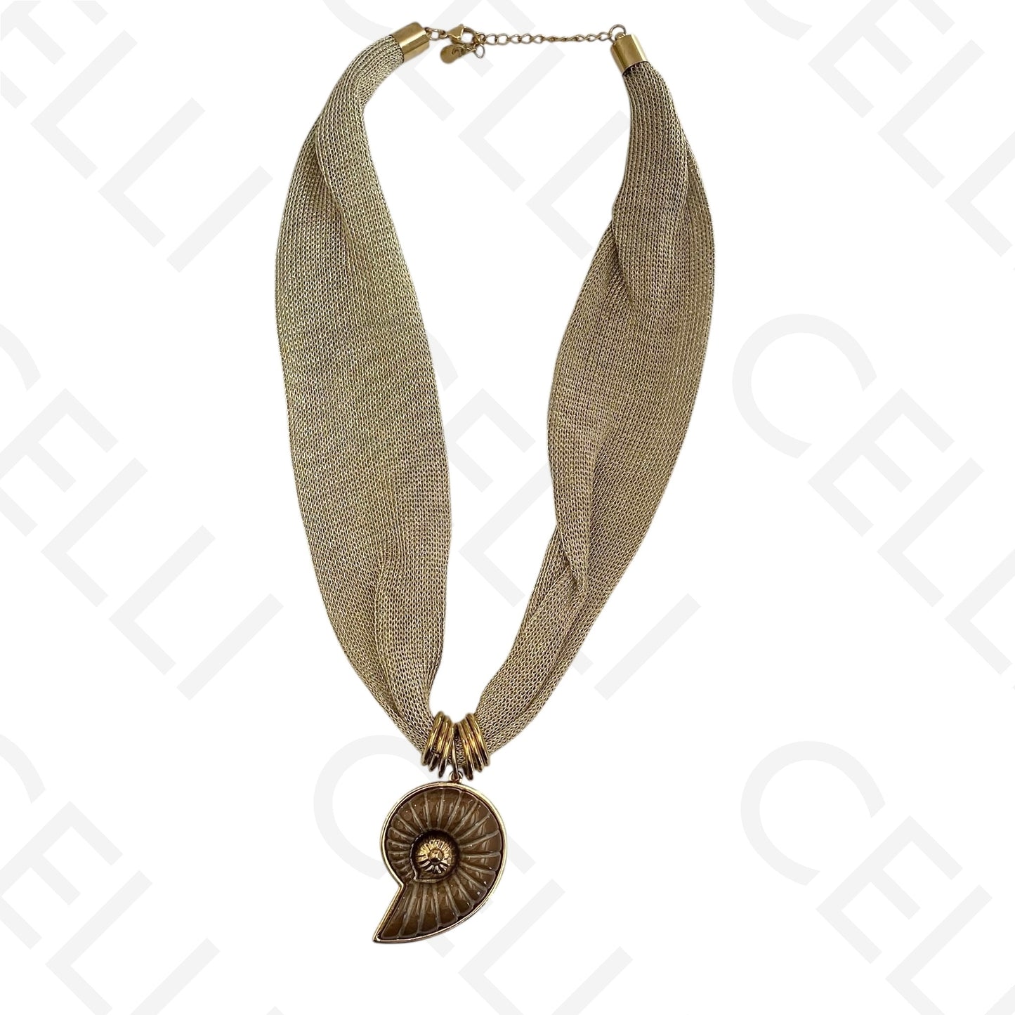 Colar de aço - tecido dourado, búzio caracol