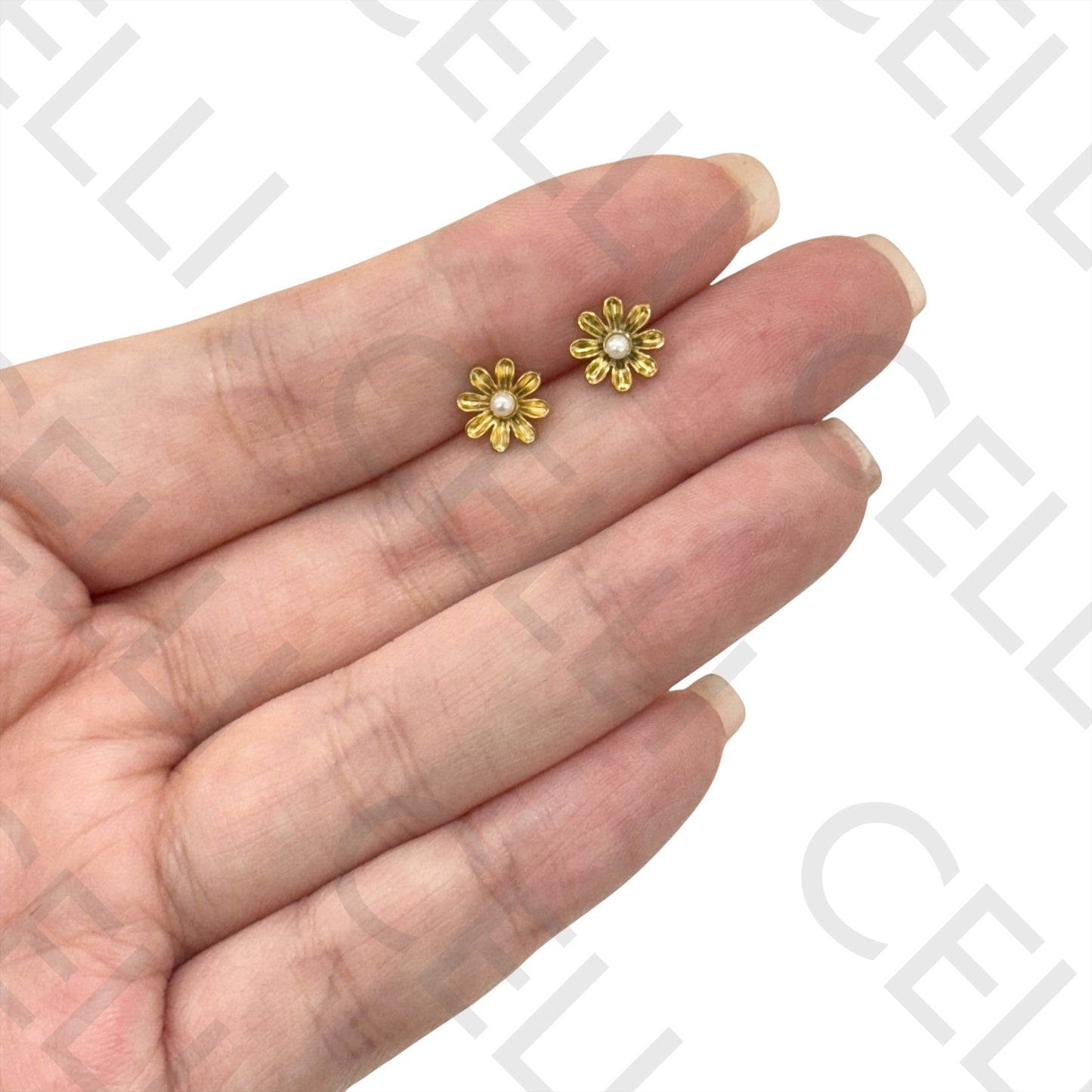 Salto de Acero - flor con perla