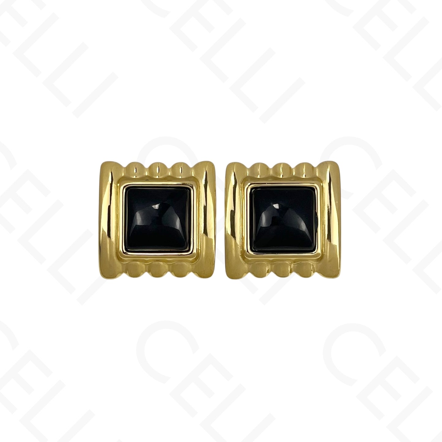 Brinco de aço - quadrado com resina